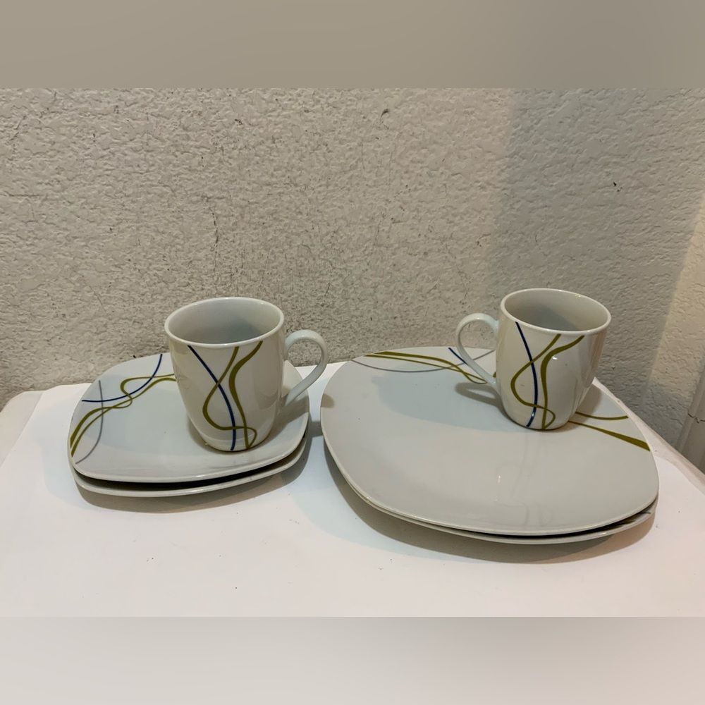 Tabletops Gallery 360 ceramic 2 dinner plates 10” & 2 salad plates 7” 2 mugs G16